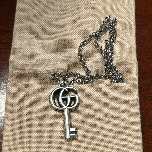 Gucci Double G Key Necklace Sterling Silver - Picture 2 of 6